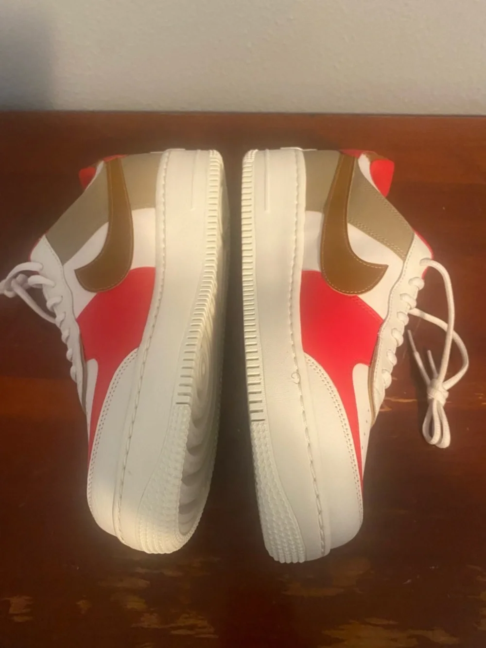 Nike Low-Top Sneakers — White, Red & Brown Accents Women AF1 Shadow Nike Air 1